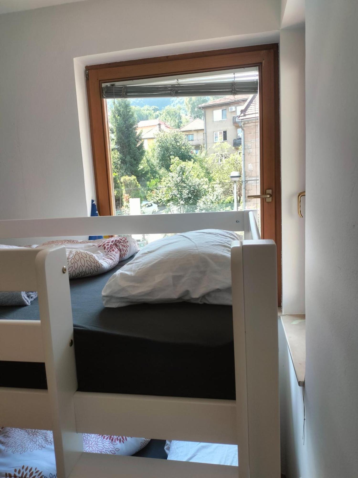Exotic Nature Hostel Сараево Екстериор снимка